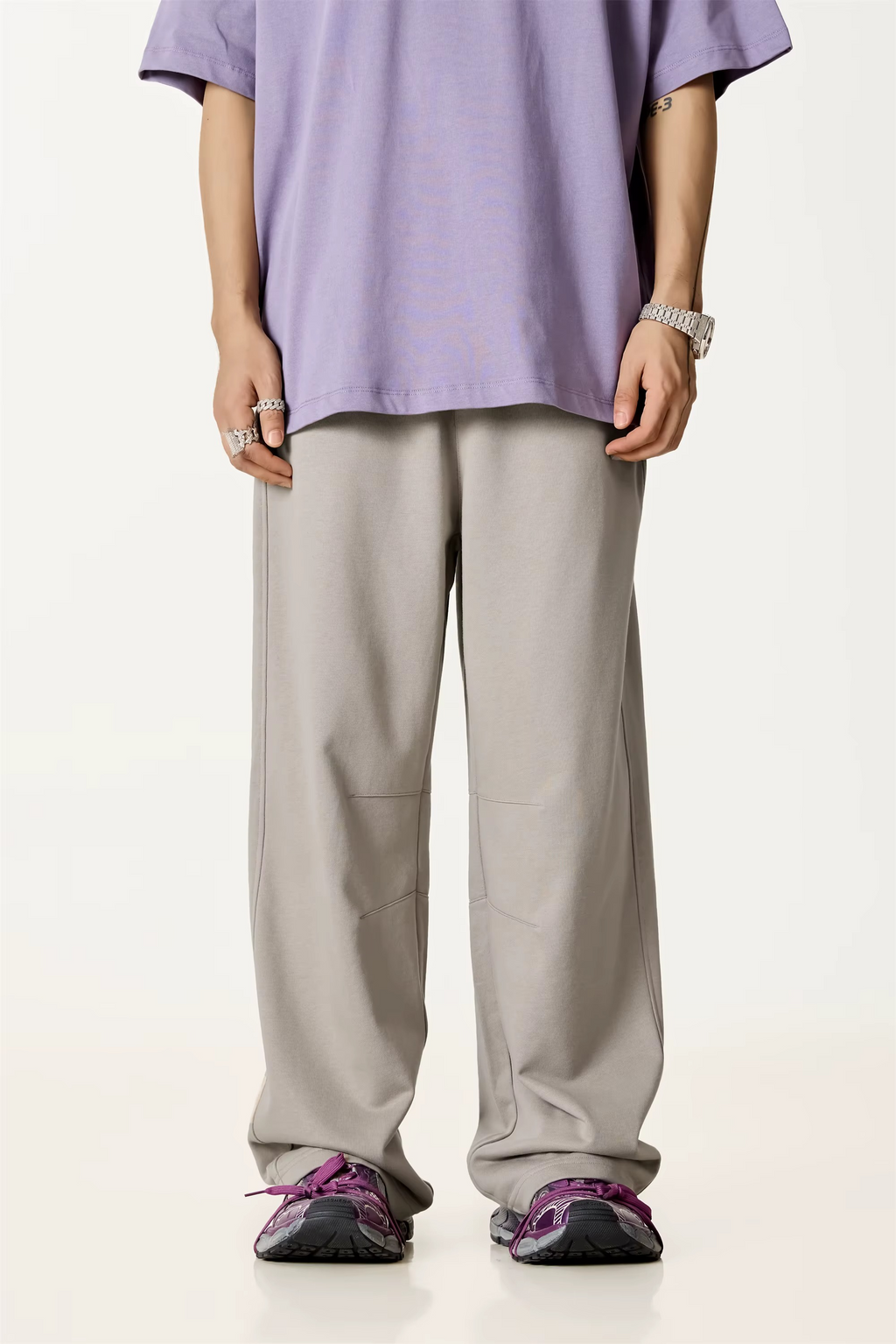 Street Style Baggy Fit Sweatpants with Curved Shape Leg