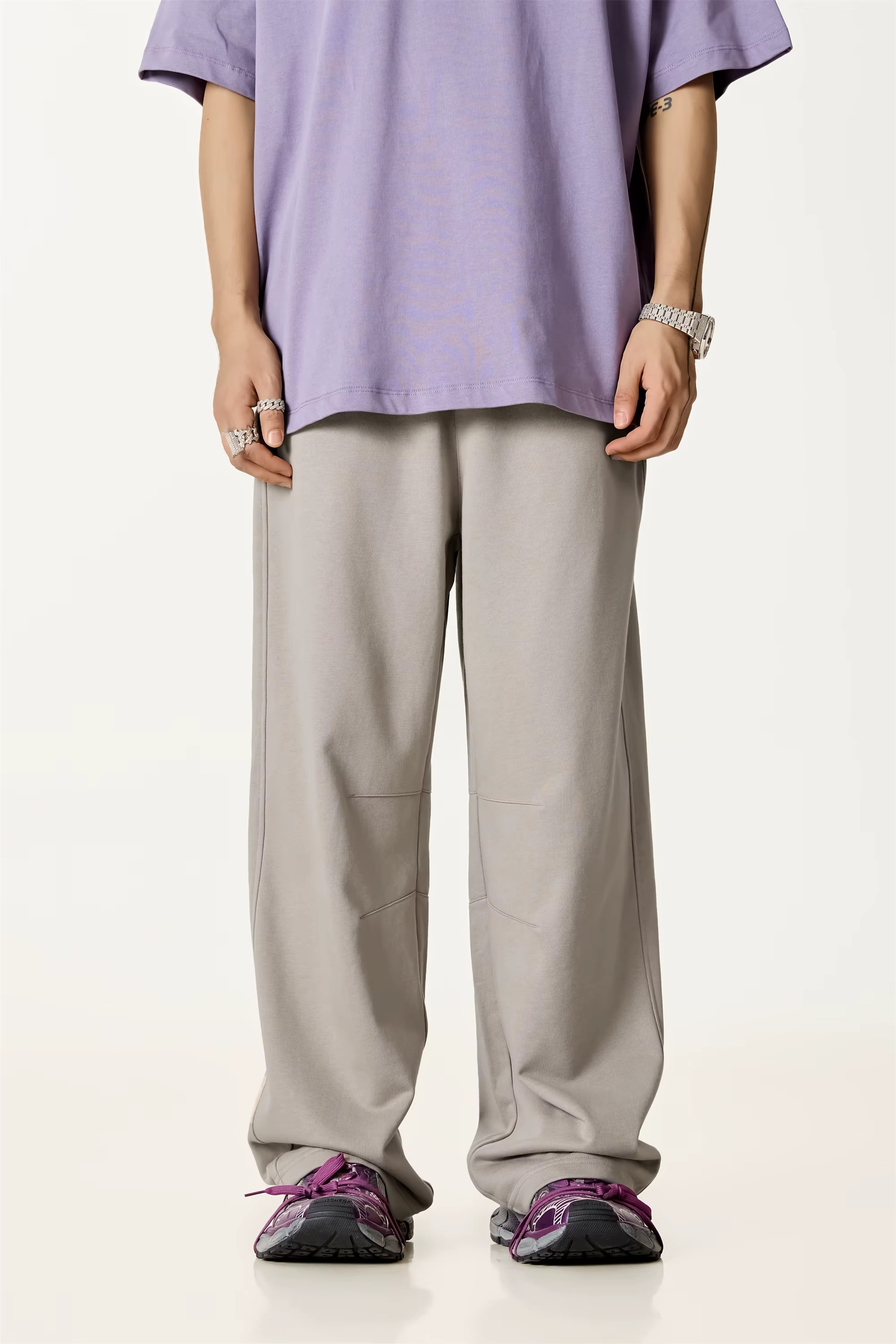 Street Style Baggy Fit Sweatpants with Curved Shape Leg