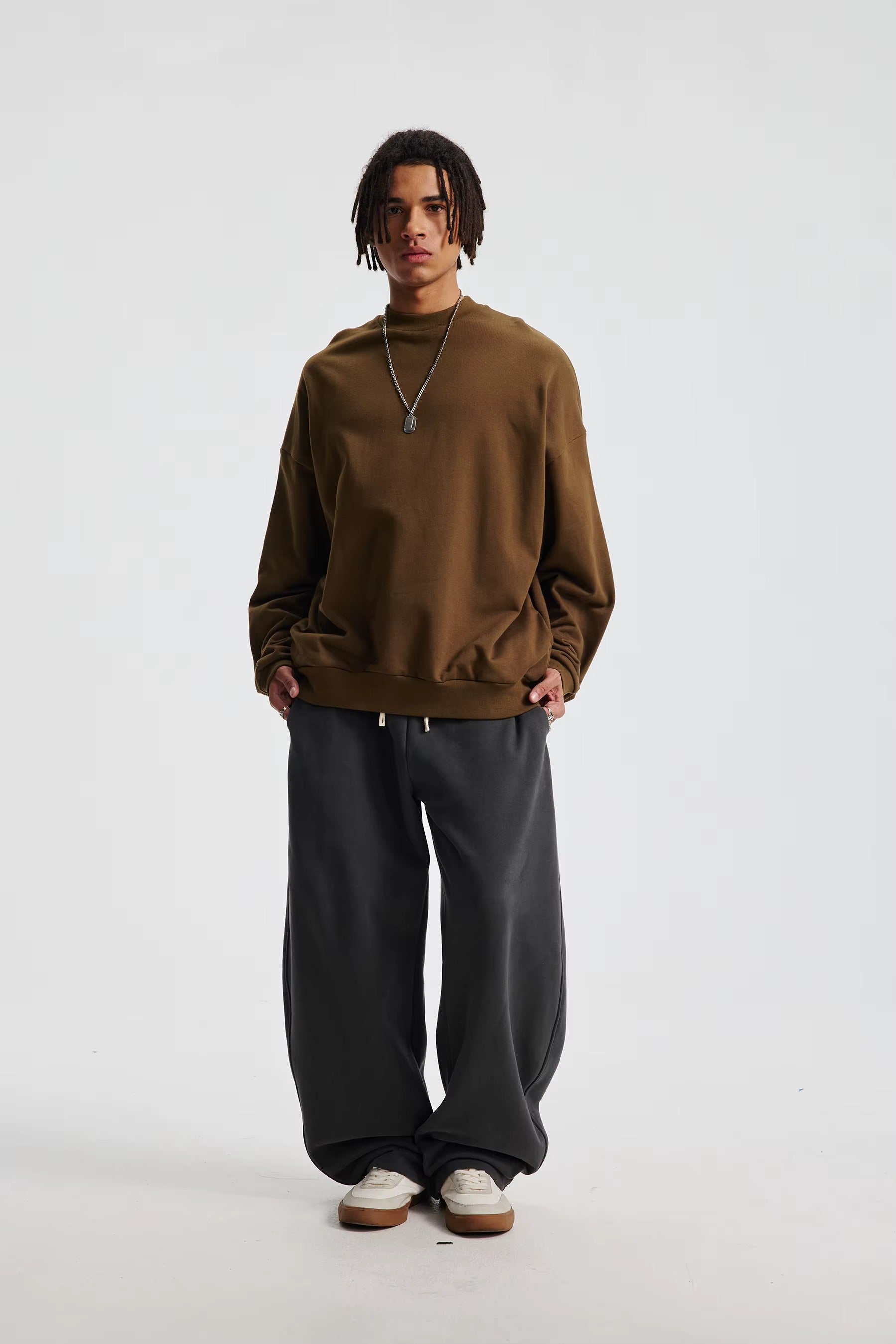 Sweatshirt With Hidden Pocket