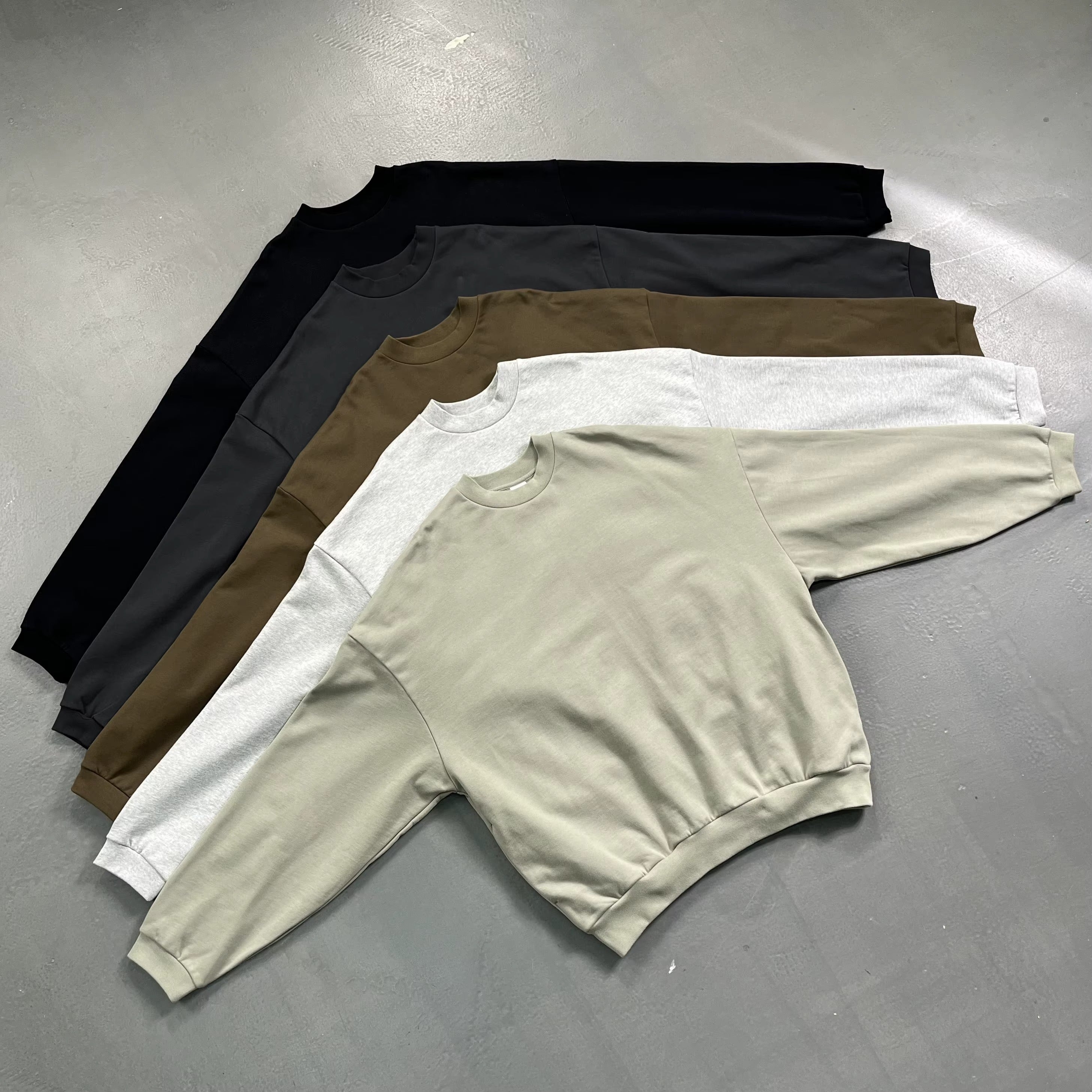 Sweatshirt With Hidden Pocket